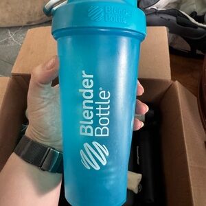 BlenderBottle Protein Shaker Cup | Teal | Gym & Fitness